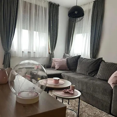 Ricoletta Διαμέρισμα *